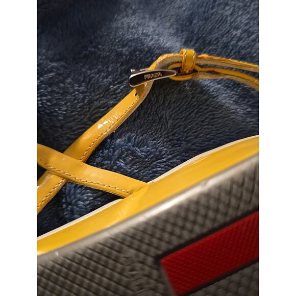 Prada Banana Yellow Thong Sandals Logo Worn Once 39 1/2 EU 9 US VTG Designer - Picture 4 of 8